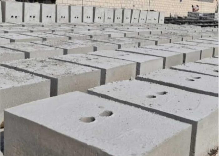 Concrete blocks 20×40×60 with Hooks